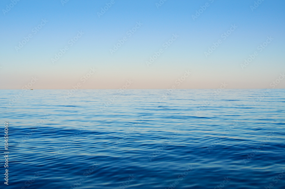 Obraz Pentaptyk Sea waves on a background of