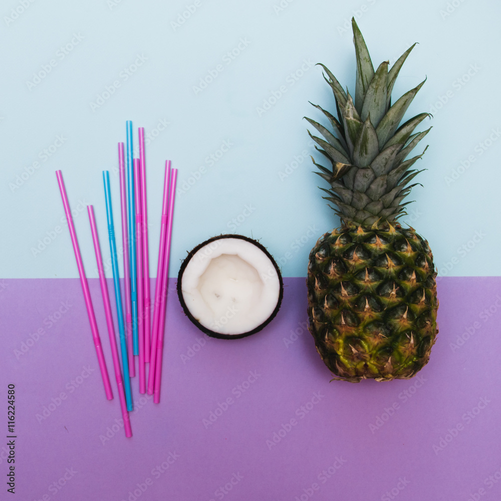 Obraz na płótnie pineapple and half of coconut