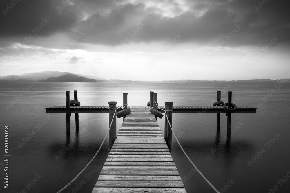 Obraz Tryptyk Wooden pier on the lake Zug,