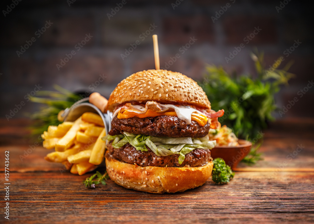 Obraz Tryptyk Fresh tasty burger
