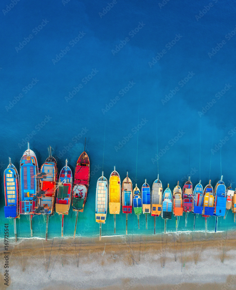 Obraz Tryptyk Boats. Aerial view of colorful