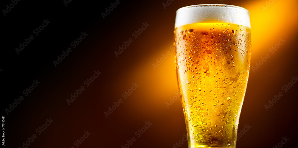 Obraz Tryptyk Beer. Glass of cold beer with