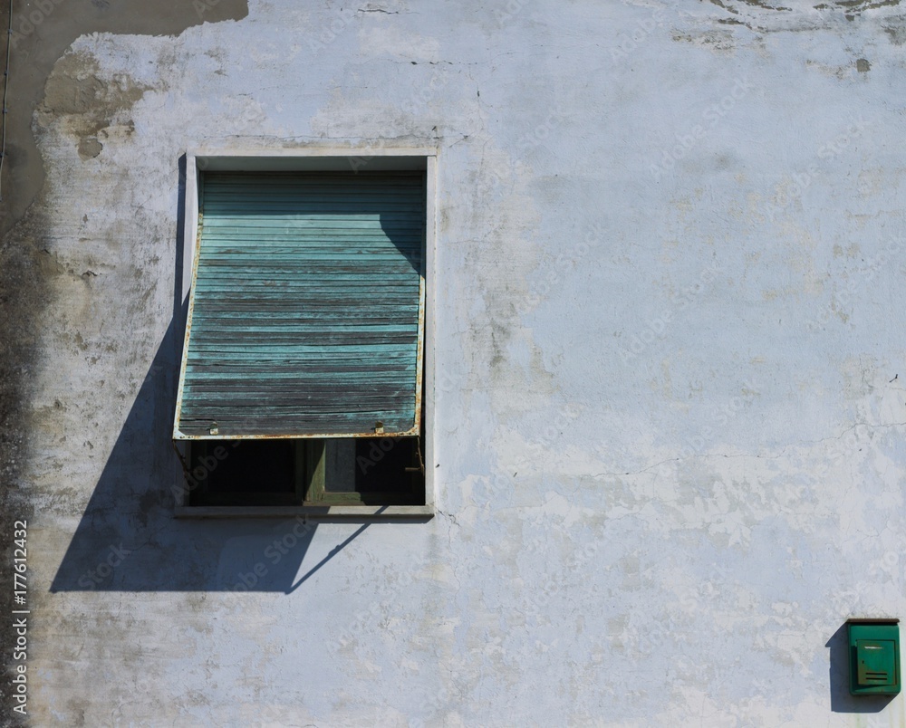 Obraz Tryptyk Mailbox and window - Italian