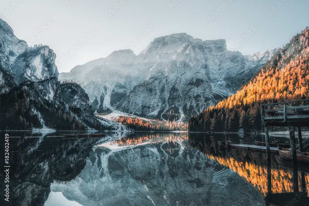 Obraz Dyptyk Boats on the Braies Lake (