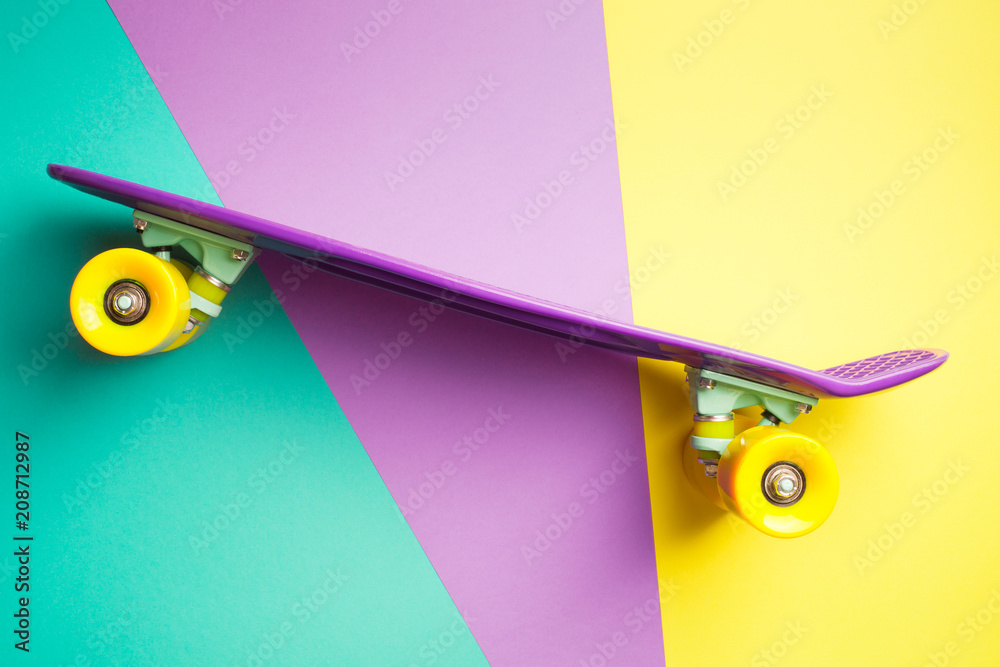 Obraz Tryptyk violet skateboard with yellow