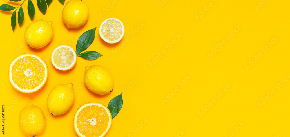 Obraz Tryptyk Ripe juicy lemons, orange and