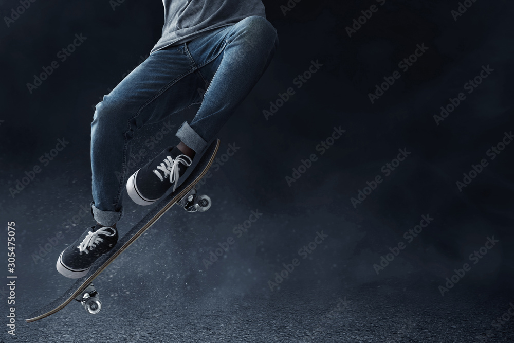 Obraz Tryptyk Skateboarder skateboarding on