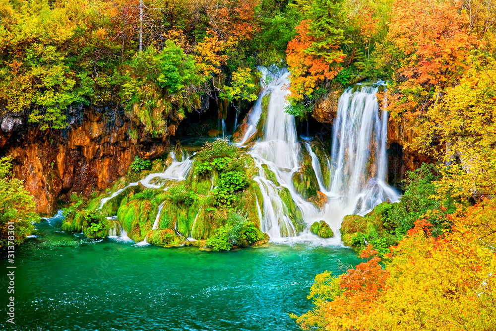 Obraz Tryptyk Waterfall in Autumn Forest