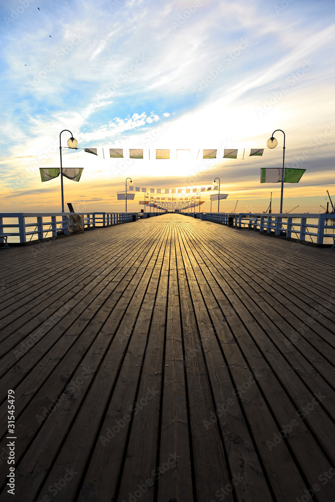 Obraz Tryptyk Sunrise at the pier in Sopot,