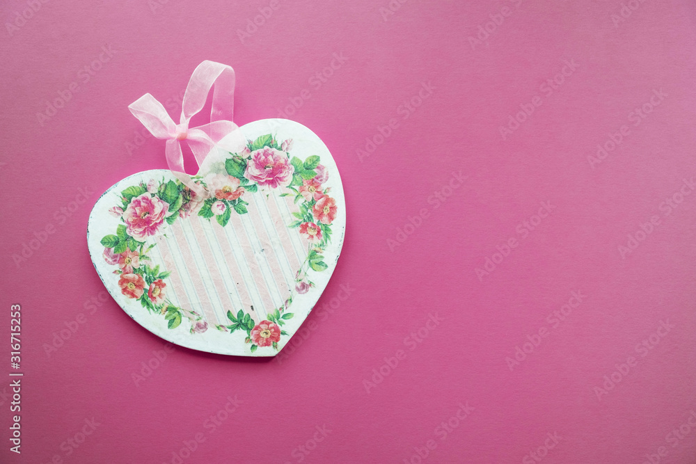 Obraz Tryptyk wooden heart decorated in