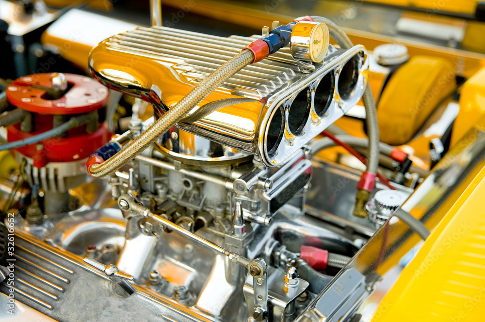 Obraz Tryptyk powerful race vehicle engine