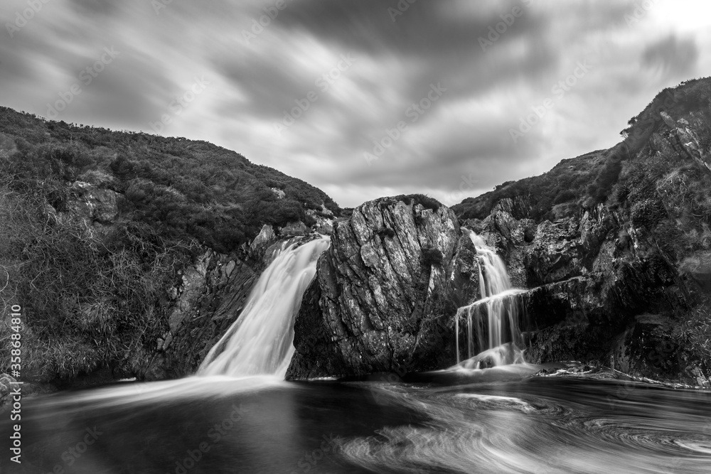 Obraz Kwadryptyk Waterfall long exposure