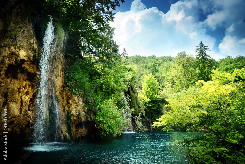 Obraz Tryptyk waterfall in deep forest