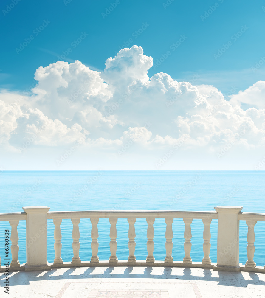 Fototapeta balcony near sea and clouds