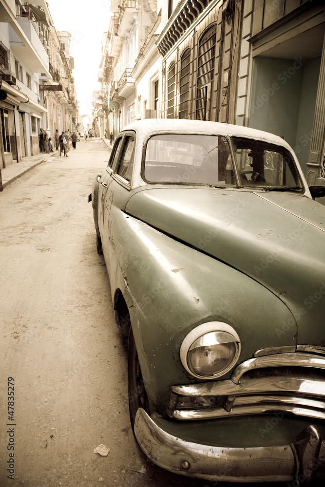 Fototapeta Cuban antique car