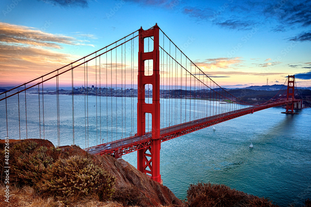Fototapeta horizontal view of Golden Gate