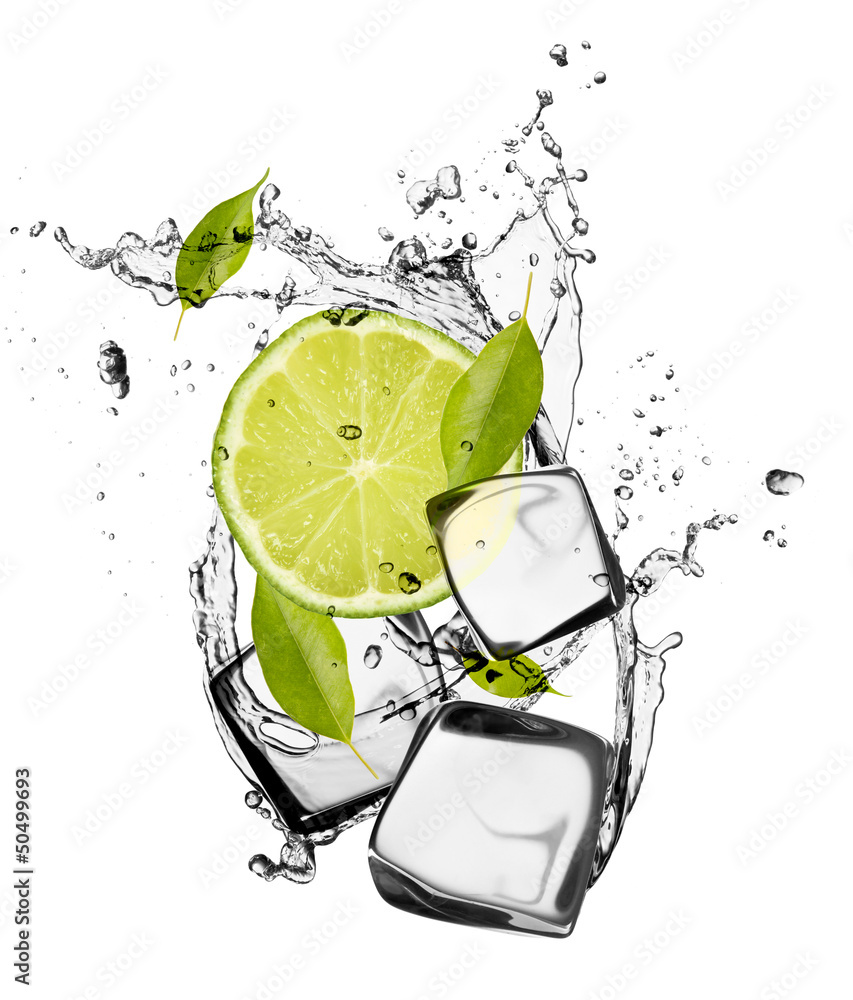 Fototapeta Lime with ice cubes, isolated