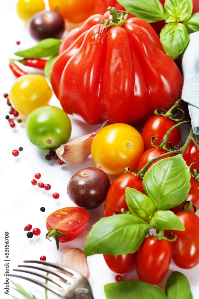 Fototapeta fresh tomatoes and herbs -