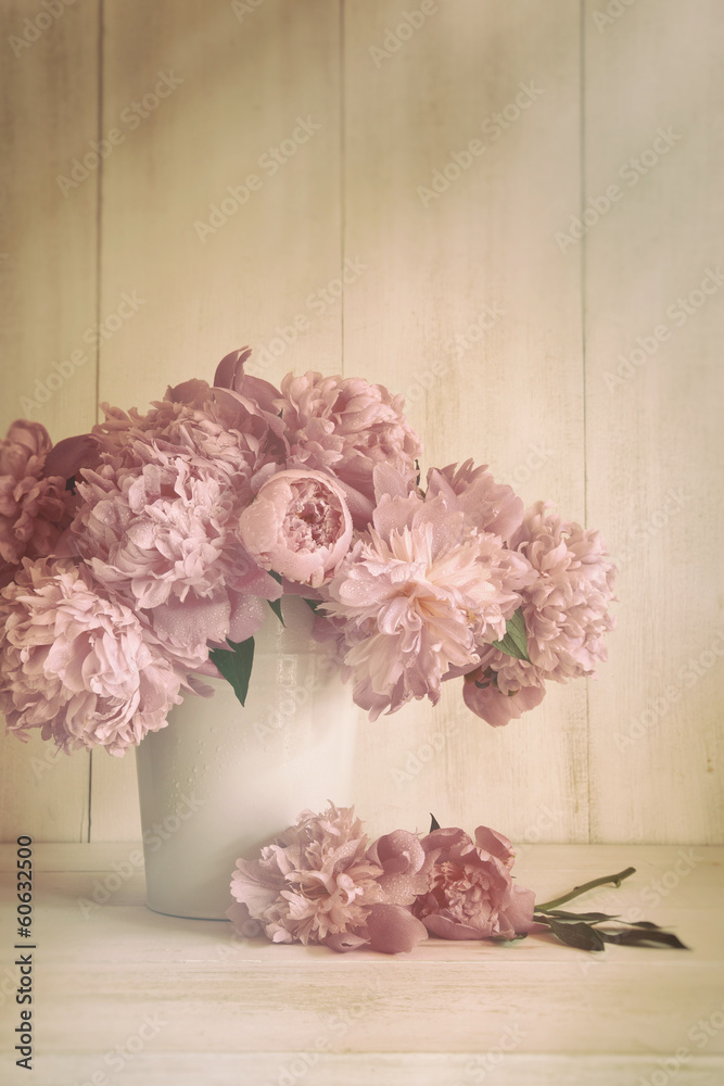 Fototapeta Peony flowers in vase with