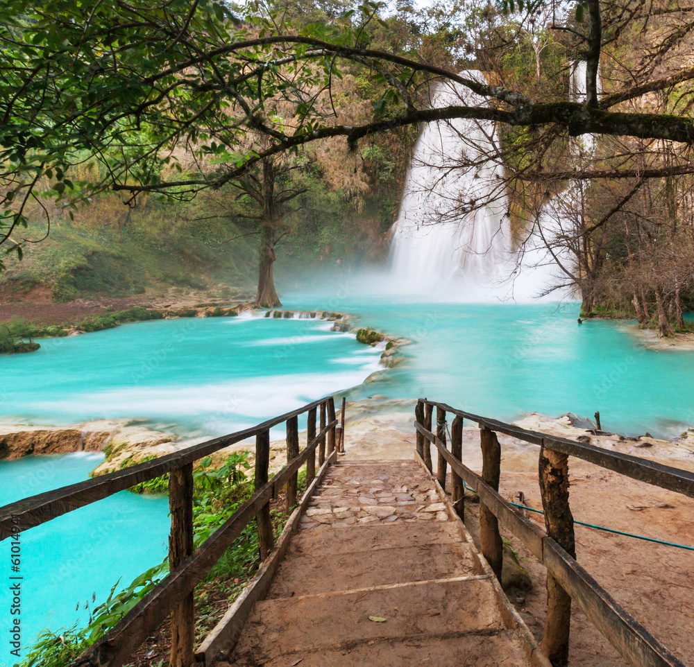 Fototapeta Waterfall in Mexico