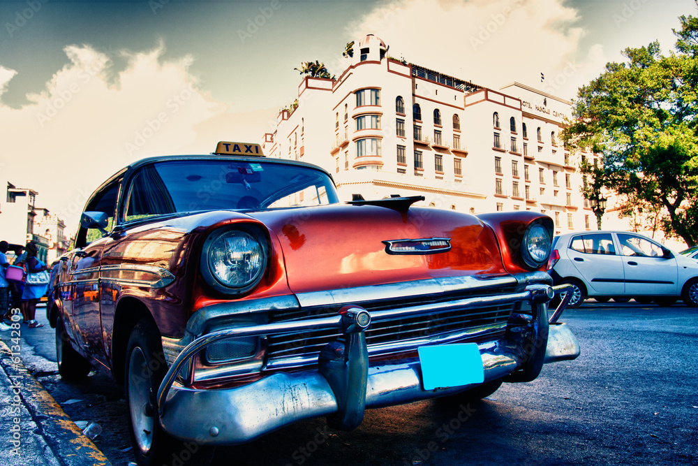 Obraz Pentaptyk Old car in Havana, Cuba.