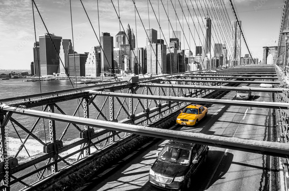 Fototapeta Taxi cab crossing the Brooklyn