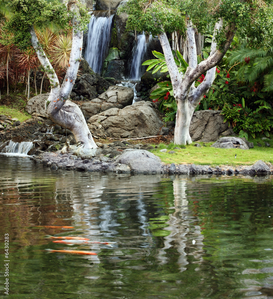 Obraz Tryptyk Waterfall and koi pond in