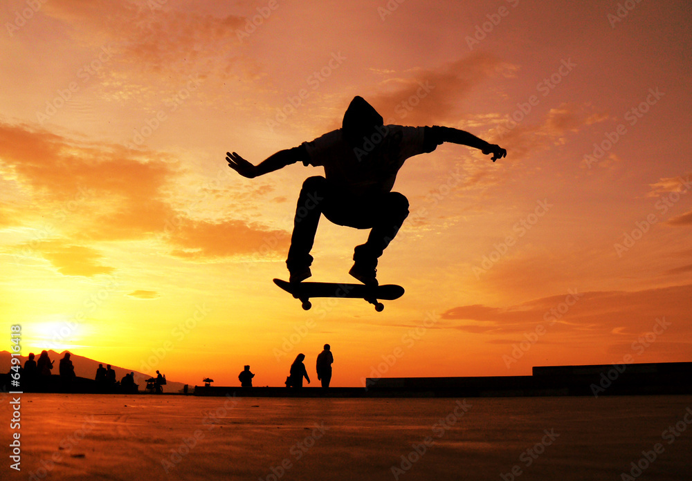 Obraz Tryptyk Skateboard Silhouette