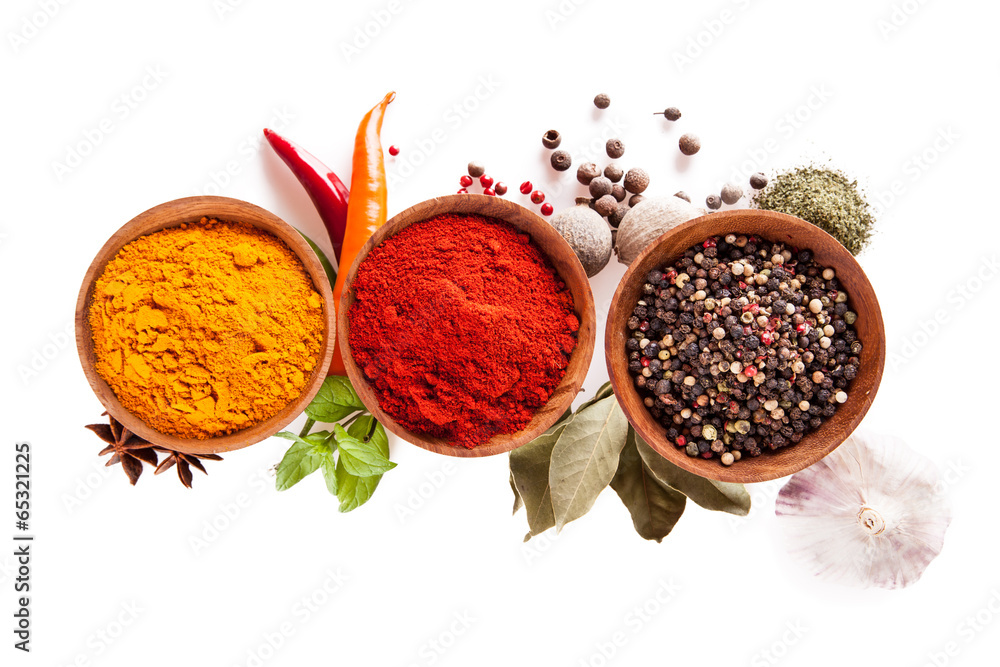 Fototapeta Various spices isolated on