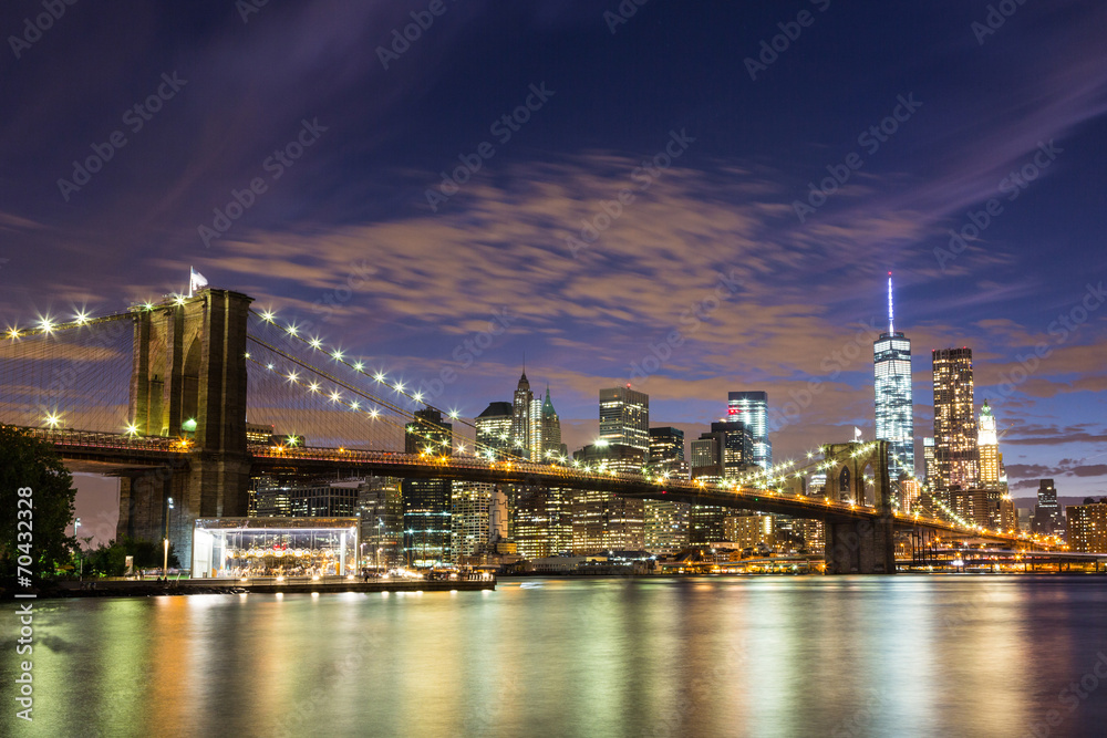 Fototapeta Brooklyn Bridge and Downtown