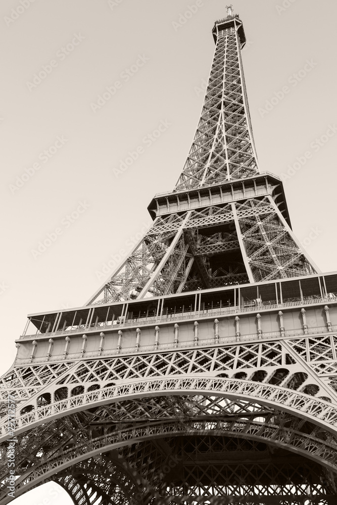 Fototapeta Looking up on Eiffel Tower,