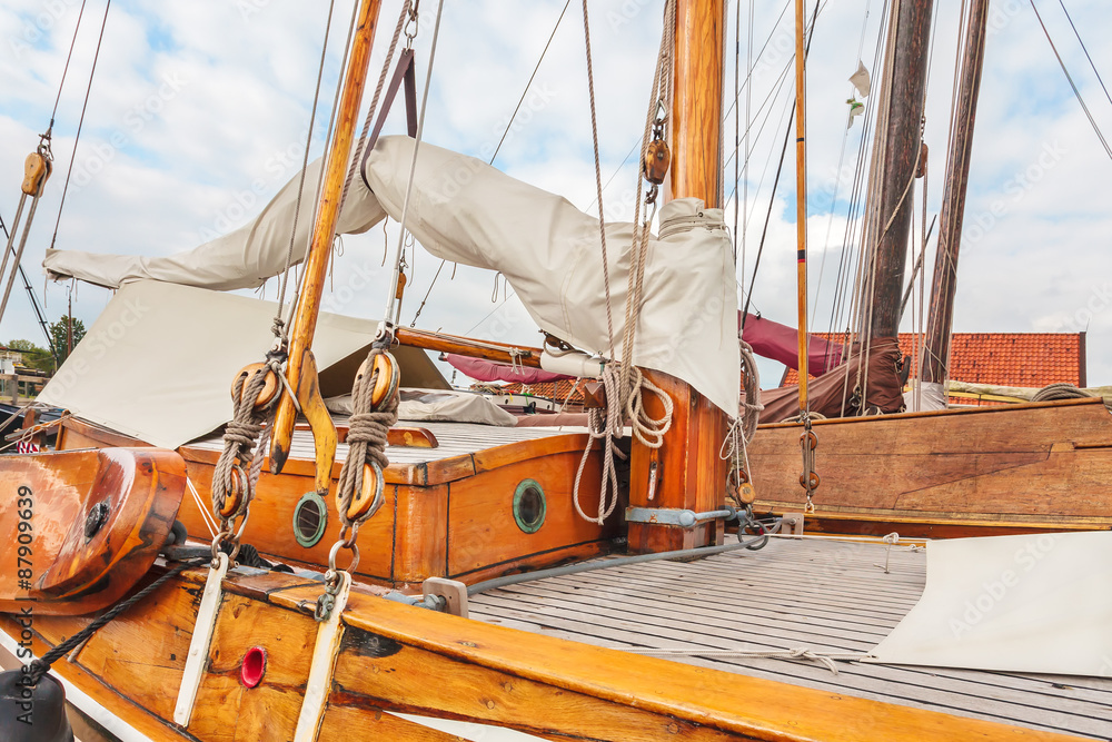 Obraz na płótnie Old wooden sailing boat in The