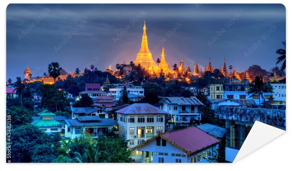 Fototapeta Yangon at night