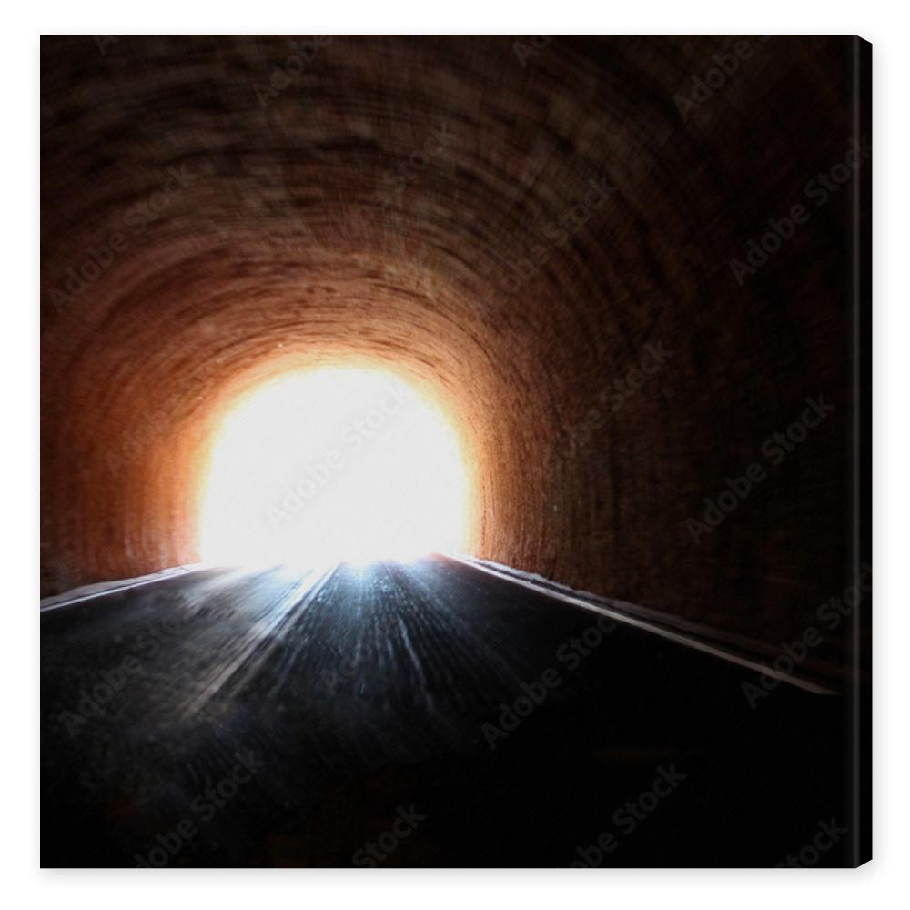 Obraz na płótnie light at the end of the tunnel