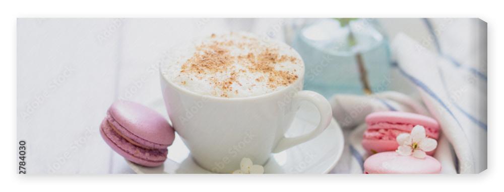 Obraz na płótnie coffee and macaron in white
