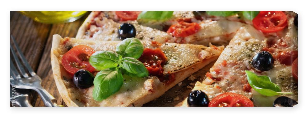 Obraz na płótnie Italian pizza with mozzarella