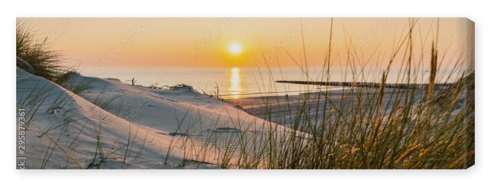Obraz na płótnie Sunset at the Baltic Sea Beach