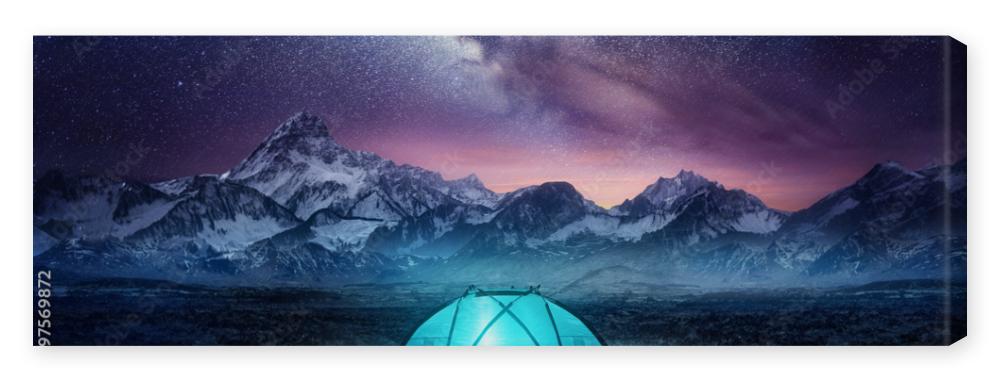 Obraz na płótnie Camping in the mountains under