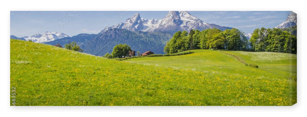 Obraz na płótnie Idyllic landscape in the Alps