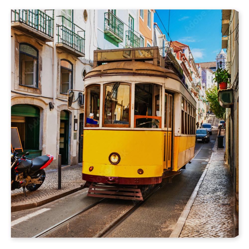 Obraz na płótnie Yellow vintage tram on the