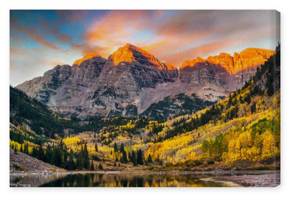 Obraz na płótnie Maroon Bells at Sunrise,