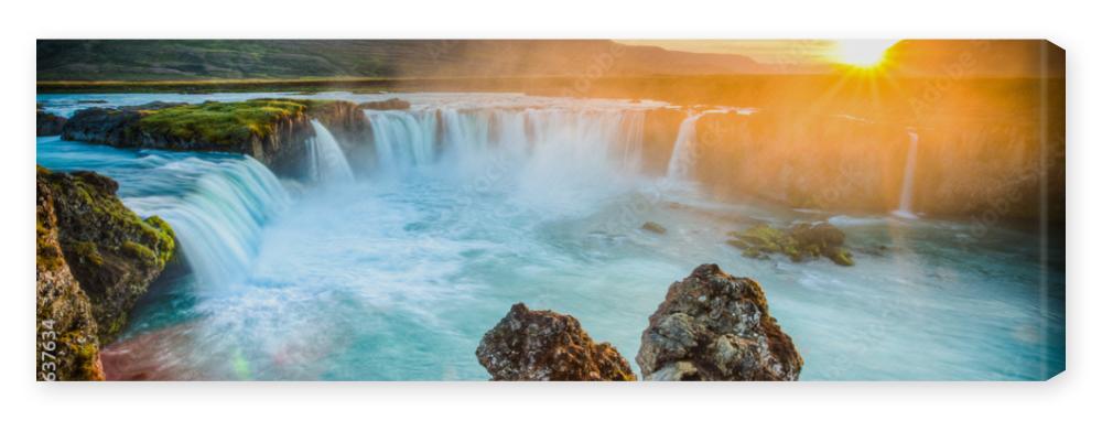 Obraz na płótnie Iceland, Godafoss at sunset,