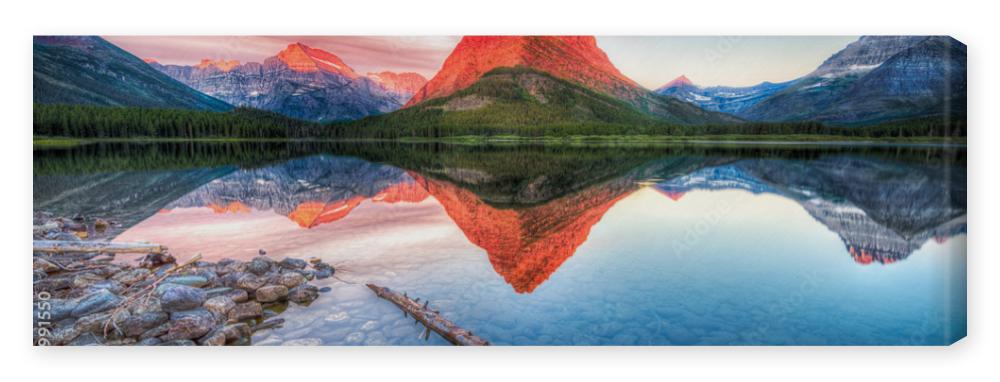 Obraz na płótnie Swiftcurrent Lake at Dawn