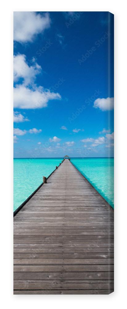 Obraz na płótnie Wooden pier with blue sea and