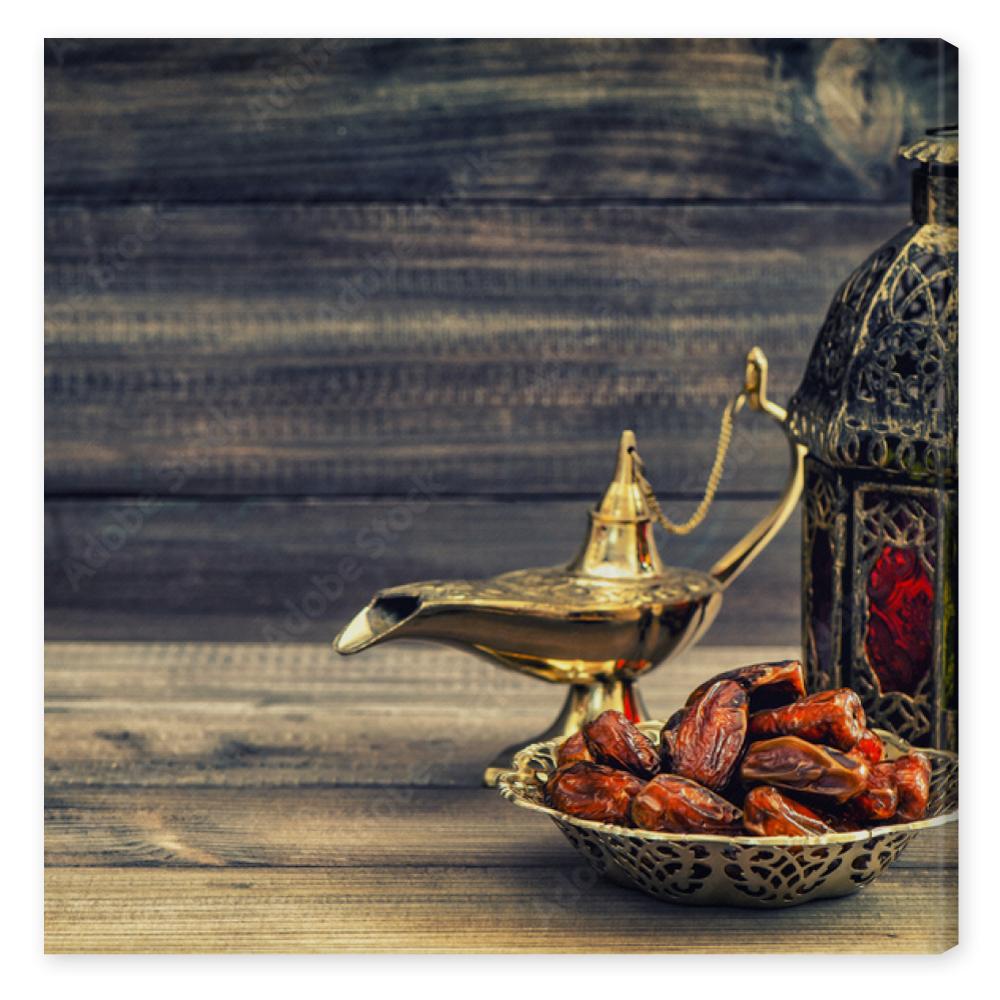 Obraz na płótnie Ramadan lamp and dates on