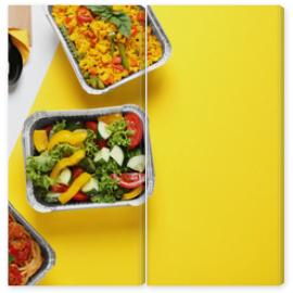 Obraz Dyptyk Lunchboxes on color table,