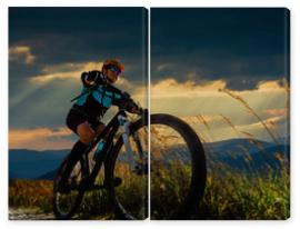 Obraz Dyptyk Mountain biking woman riding