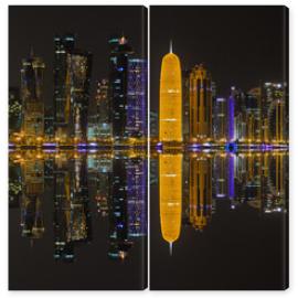 Obraz Dyptyk Illuminated City Lit Up At