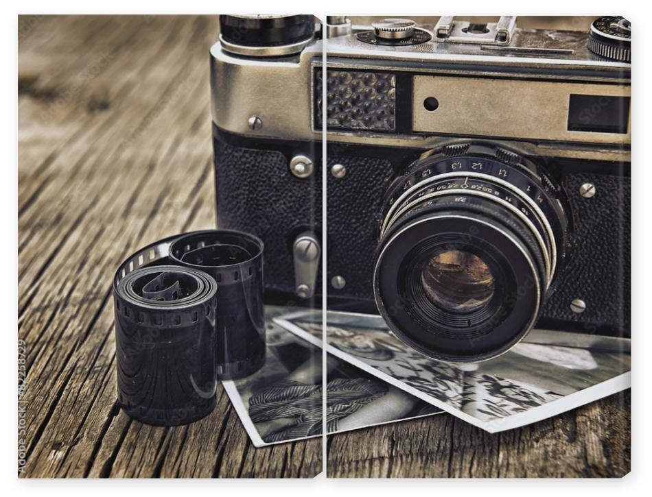 Obraz Dyptyk old vintage camera closeup on