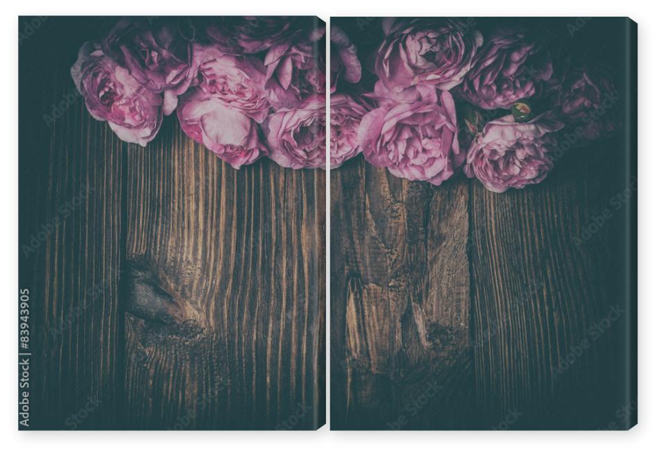 Obraz Dyptyk tea rose on wooden background